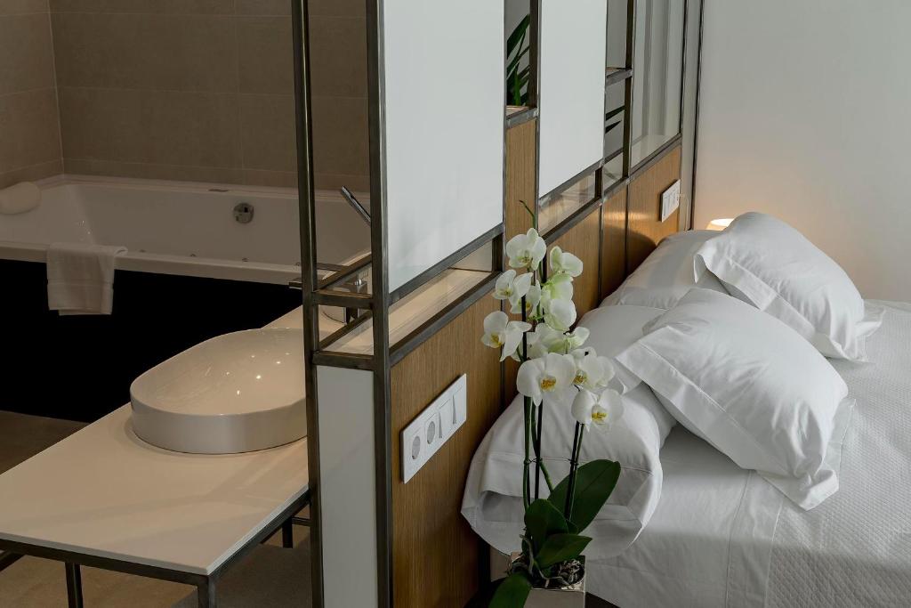 Interior Suite Sand