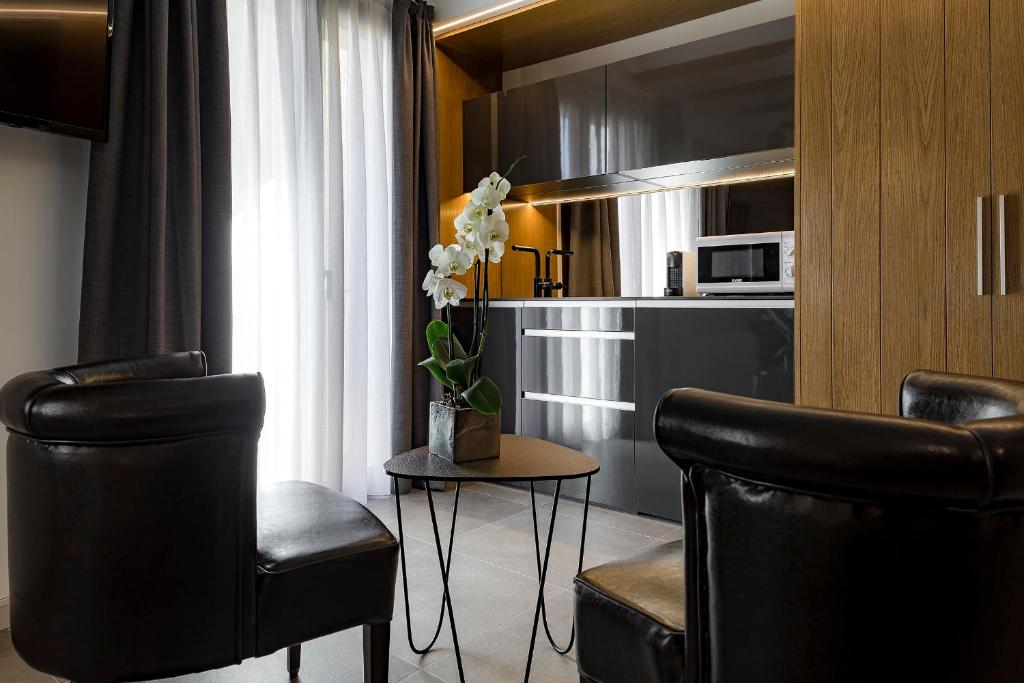 Contacto Vinatea Suites